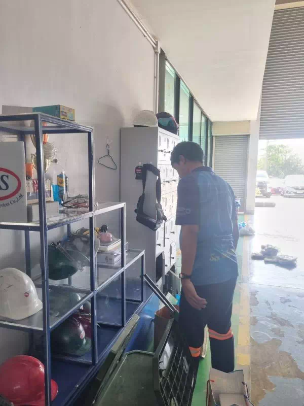 IDEAL Big Cleaining Day